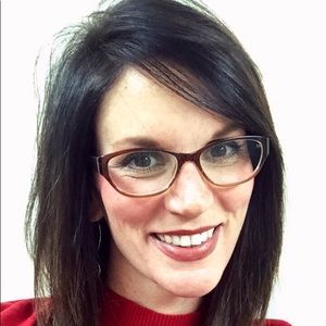 Meet your Posher, April